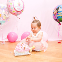 Maisie-Rose Cake Smash