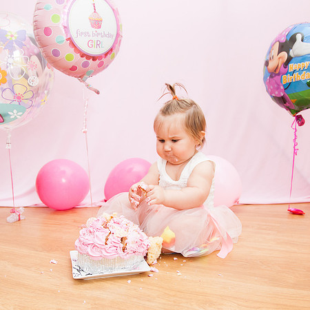 Maisie-Rose Cake Smash
