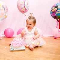 Maisie-Rose Cake Smash