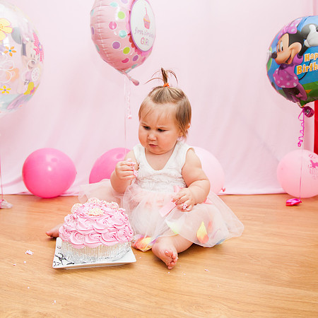 Maisie-Rose Cake Smash