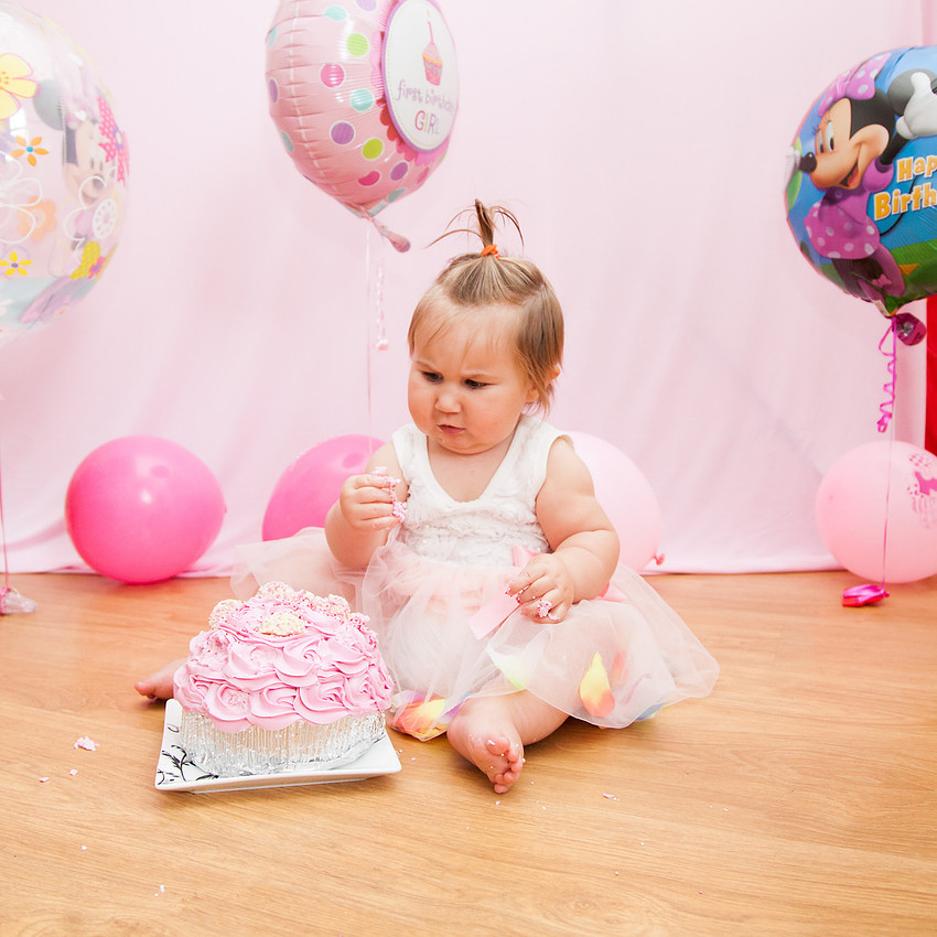 Maisie-Rose Cake Smash