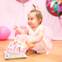 Maisie-Rose Cake Smash