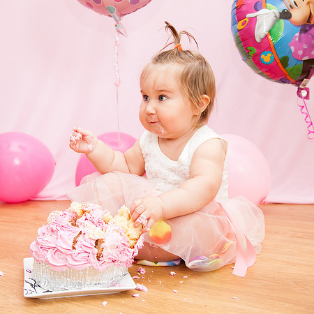 Maisie-Rose Cake Smash