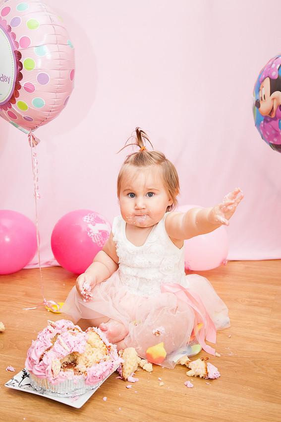 Maisie-Rose Cake Smash