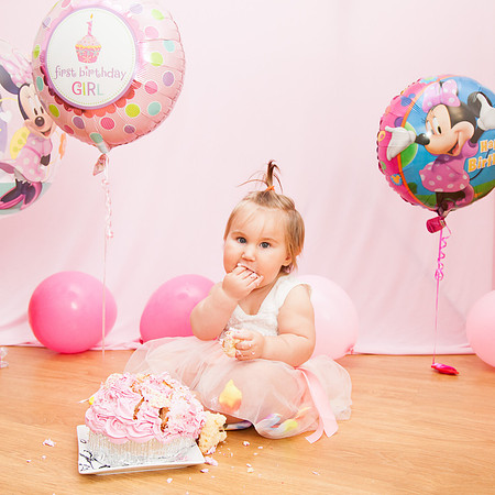 Maisie-Rose Cake Smash