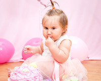 Maisie-Rose Cake Smash