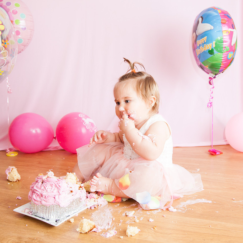 Maisie-Rose Cake Smash