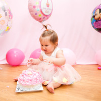 Maisie-Rose Cake Smash